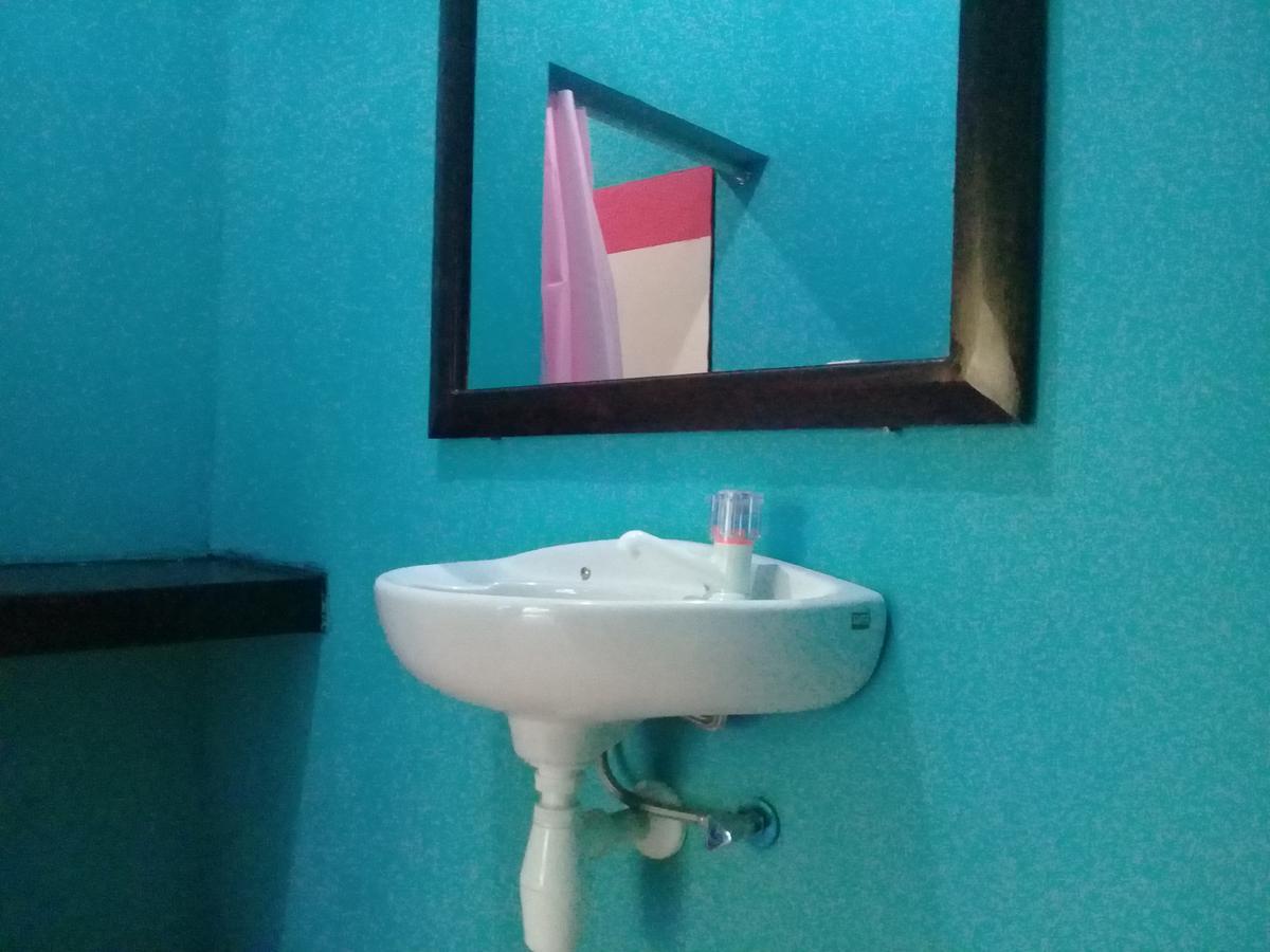 Breeze Hostel Kuta  Bagian luar foto