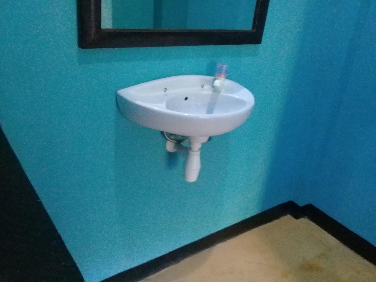 Breeze Hostel Kuta  Bagian luar foto