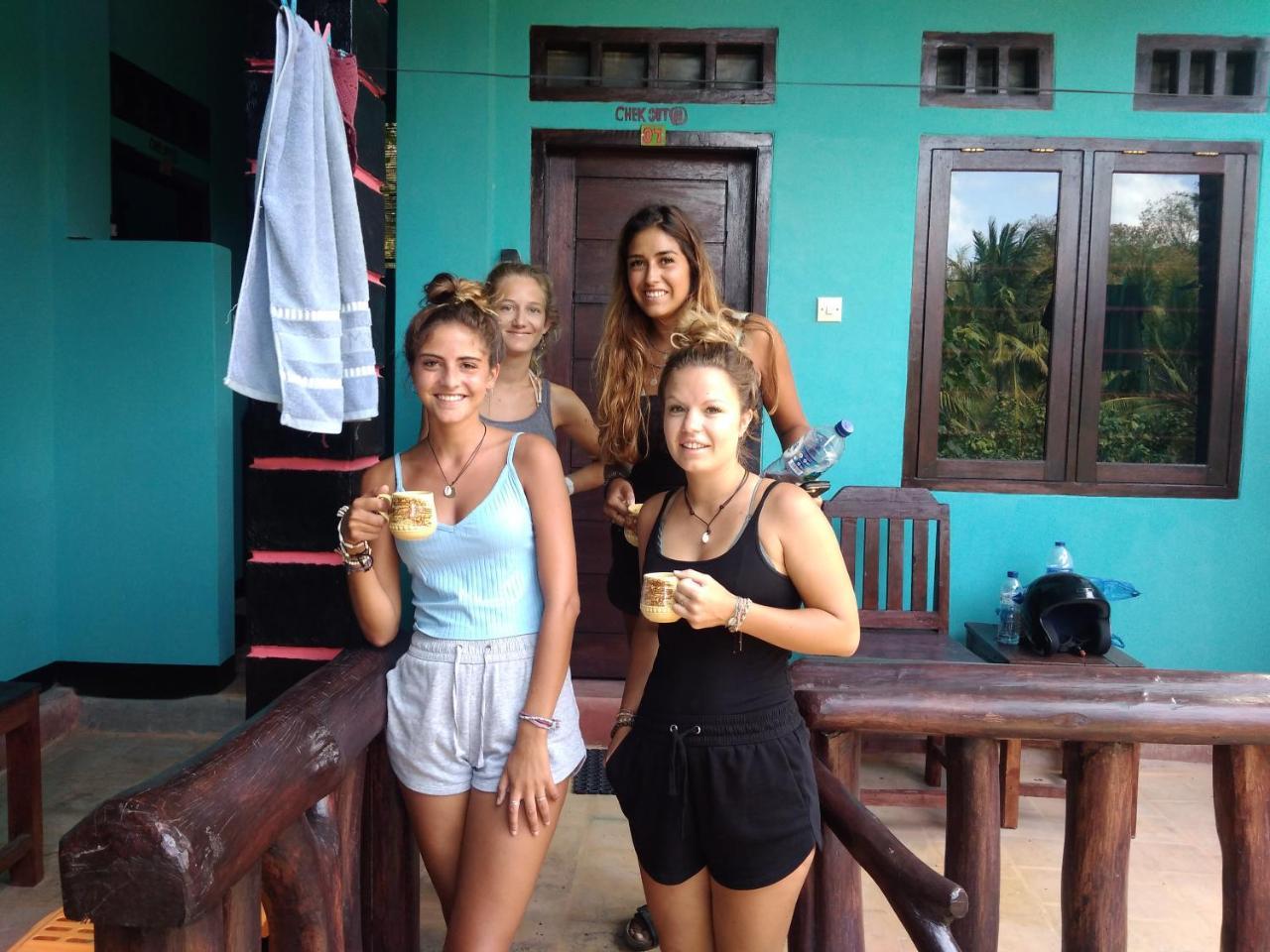 Breeze Hostel Kuta  Bagian luar foto